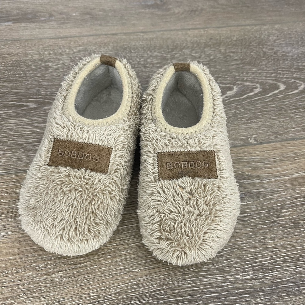 Toddler slippers size 10